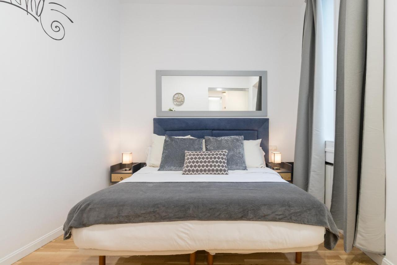 Apartamento vip PUERTA DEL SOL, by MONARO***** Madrid Exterior foto