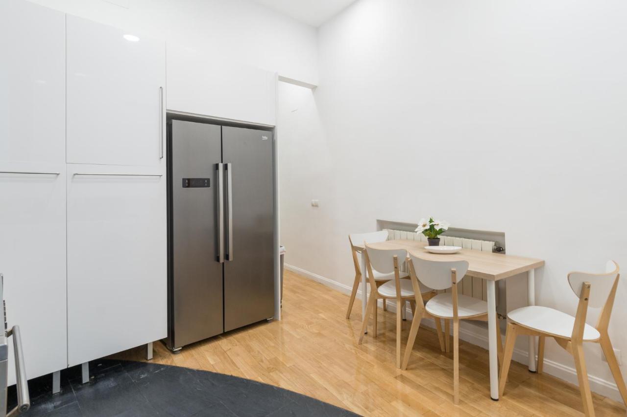 Apartamento vip PUERTA DEL SOL, by MONARO***** Madrid Exterior foto
